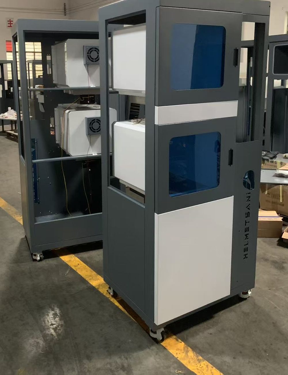 Max03T dual-chamber machines during assembly